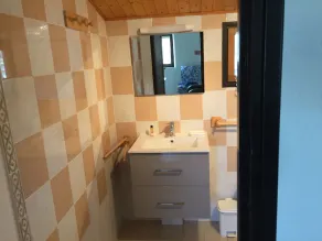 3 stars COTTAGE HOUSE IN STONE VALLEY MIDDLE PT ARC in Lagorce - Image 3