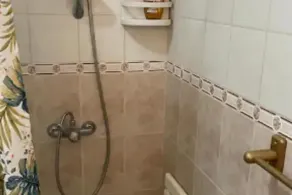 Apt - Sleeps 5 - Pool - Parking - Image 3