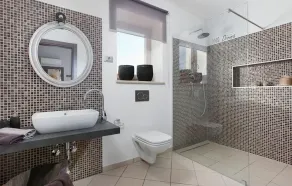 Stunning home in Divsici with WiFi - Image 3
