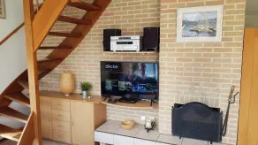 Une belle maison avec une vue incroyable sur un terrain d'angle - Image 2
