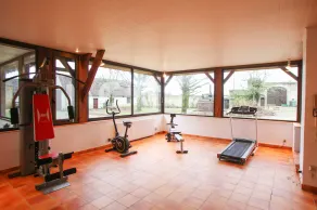 Magnificent 16th-century villa with swimming pool and sauna in a 5-hectare estate. - Image 4