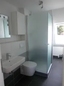 Vista para o lago - apartamento moderno com um grande terraço - Image 3