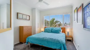 1/32 Ocean Avenue - three bedrooms, three bathrooms, air con, boat parking & water views - Image 5