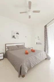 Waterside Apartments - Image 4