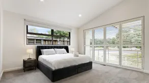 Villa Marina - Modern Waterfront Escape - Image 4