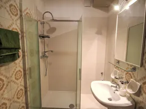 Apartment i Germignaga med 1 sovrum som kan rymma 4 - Image 5