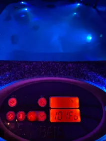 Private ländliche Umgebung mit großem Innenpool - Image 2