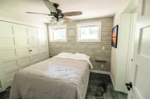 Amazing Lake Wisconsin Views!!! Newly Remodeled Cottage with Modern Amenities! - Image 5