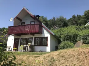 Holiday Home in Reimboldshausen With Balcony - Image 4