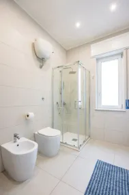 Domus Capodimonte flat by Napoliapartments - Image 3