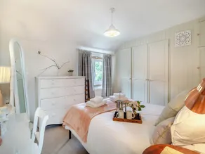 Heartwarming Cottage - Image 4