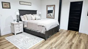 Luxury on Main, remodeled, homey, fresh and bright! - Image 3