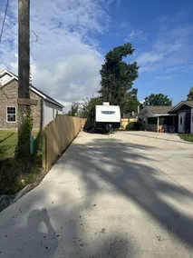 Cozy RV parking minutes away from beaches and shopping  - Image 5