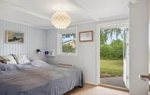 3 Bedroom Cozy Home In Juelsminde - Image 4