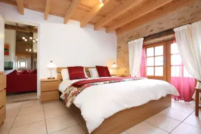 Spacious, comfortable 8-person gîte. - Image 3