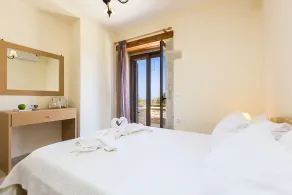 Dimokritos Villa III, a homestay experience - Image 5