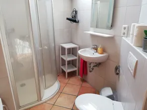 4* house with WLAN, all utilities included; max 2 dogs; terrace, garden, beach chair - Image 5
