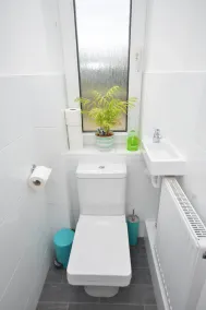 Family & Pet Friendly Home Direct On A Lovely Sandy Beach - Image 3