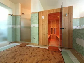 Villa em Sarezzano com 4 quartos e capacidade para 10 pessoas - Image 2