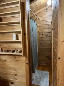 Travelers Rest Cabin - Image 2