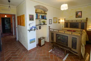 Villa in a hilly area surrounded by greenery with swimming pool and breathtaking views - Image 4