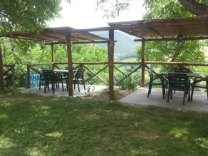 Independent apartment in a farmhouse of a winery - Image 5