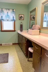 Discover Decatur in this 3 BR 2 BA Weekend Getaway - Image 3