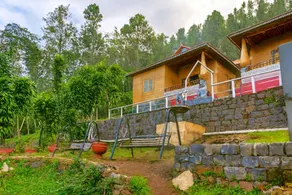 HolidayZ by Stayz Royale in Yercaud - Misty Woody Stay - Image 2