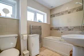 High Trees Blenheim View | Woodstock Holiday Let | 3 Beds & Sleeps 5 - Image 5