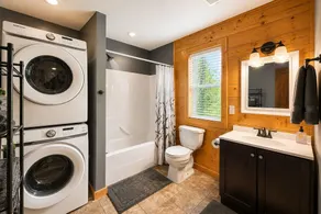 Hot Tub | Yard | Stargaze | EV | BBQ | Dogs OK - Image 2