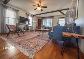 WV Bohemian Bungalow - Image 5