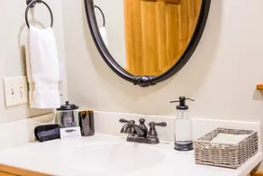 Riverfront House With Dock Sleeps 8 - Image 3
