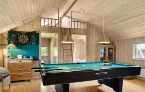 Lovely home in Væggerløse with kitchen - Image 2