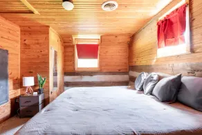 Stunning Boho Log Cabin Country Retreat with Pool - Image 5