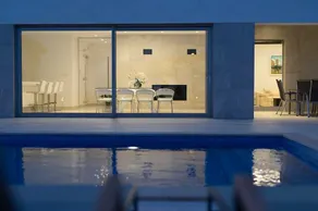 Villa Sia mit privatem Pool, Meerblick und Garage - Image 2