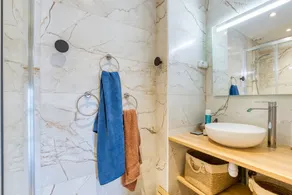 Entre mares y viñedos: casa acogedora de 3 habitaciones con acceso directo al Etang de Thau y carril bici - Image 3