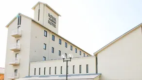 Royal Garden Hotel - Image 4