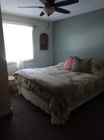 Beautiful  6 bedroom cottage  on Stony Creek and Stony Lake - Image 2