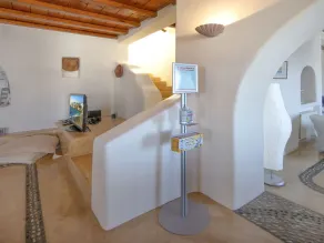 Villa in Mykonos near Agios Sostis Beach - Image 2