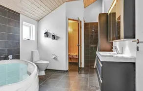 Gorgeous Home In Bogense With Wifi - Image 3