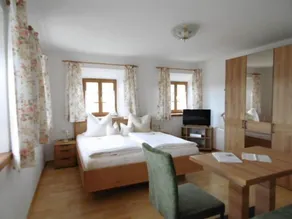 Ferienwohnung Lavendel mit 1 separatem Schlafzimmer, Wohnraum mit Küche - Image 4