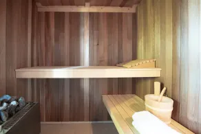 Luxuriös ausgestattetes Ferienhaus über zwei Etagen - Image 2