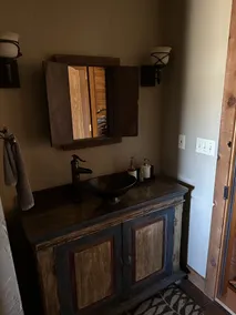 Home on 30 acres with pond - Image 3