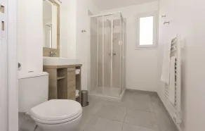 Appart Climatisé avec Terrasse Privée - Image 2