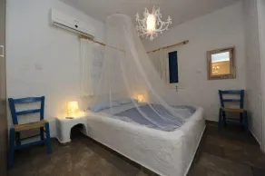 Una villa privada con vistas al mar con jacuzzi climatizado al aire libre y spa - Image 5