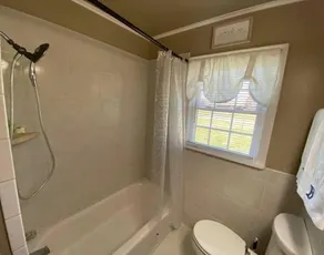 Charming Bungalow-safe area-8 minutes from S Tulsa - Image 2