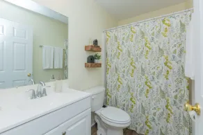 Relax & Unwind at Your Home Away From Home. - Image 3