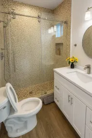 Marbella Lane Modern Home w Private Backyard - Image 2