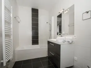 Chamonix Apartment 3* - 4 People + Pets Allowed - Image 2