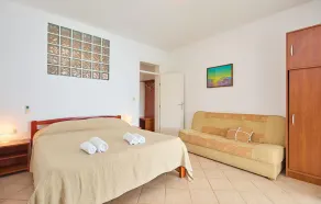 Nice Apartment In Saplunara With House Sea View - Image 5